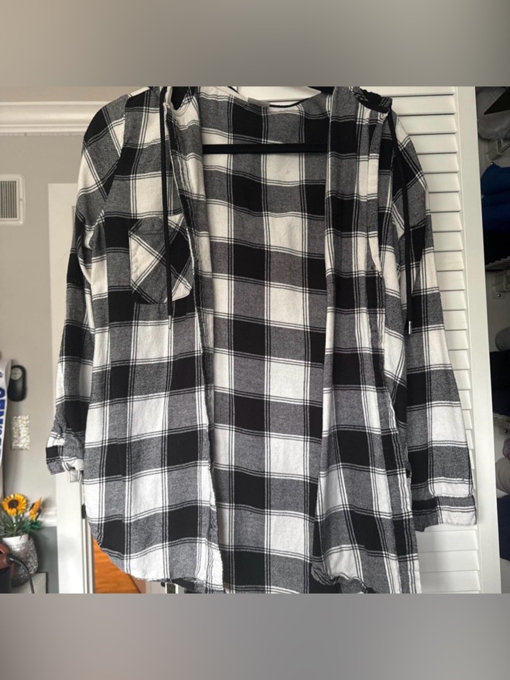 Black & White Plaid Hooded Button-Up Shirt